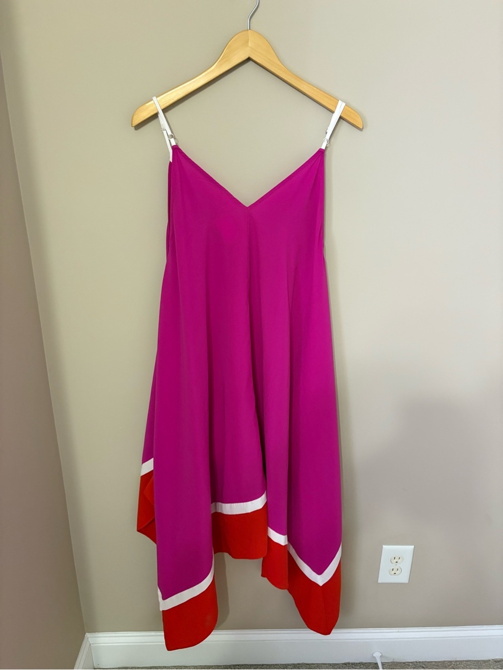 TCEC Magenta and Red Handkerchief Hem Slip Dress with White Trim Sz Sm - Picture 4 of 7